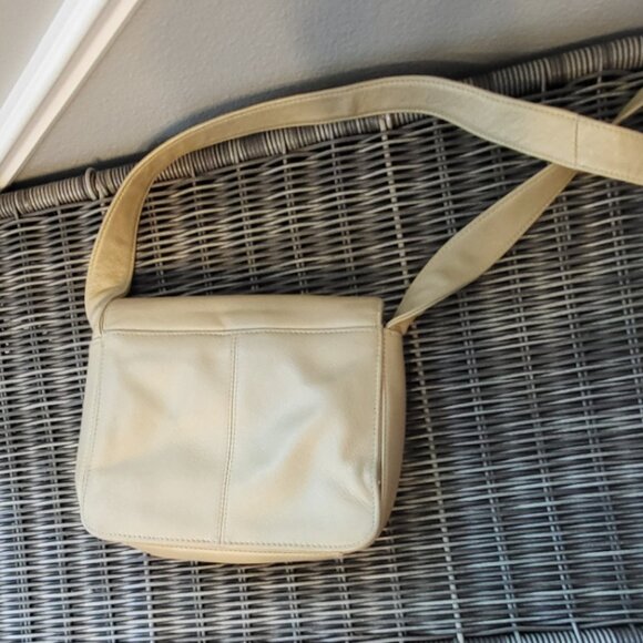 Vintage Bechamel Genuine Leather Crossbody Bag Upcycled - Picture 5 of 15